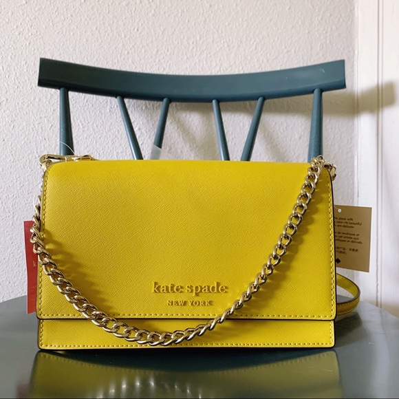 SOLD 🐍 auth kate spade crossbody in chartreuse 🐍 - Picture 3 of 6